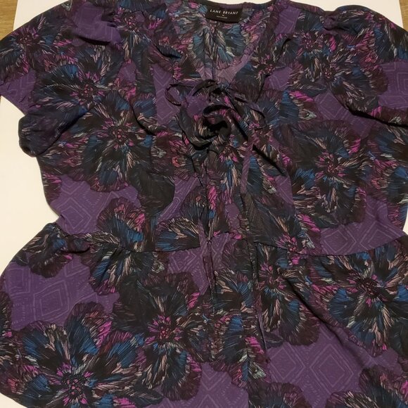 Lane Bryant Woman's Printed Purple/Mauve Short Puff Sleeve Lace Up Blouse - Picture 3 of 8